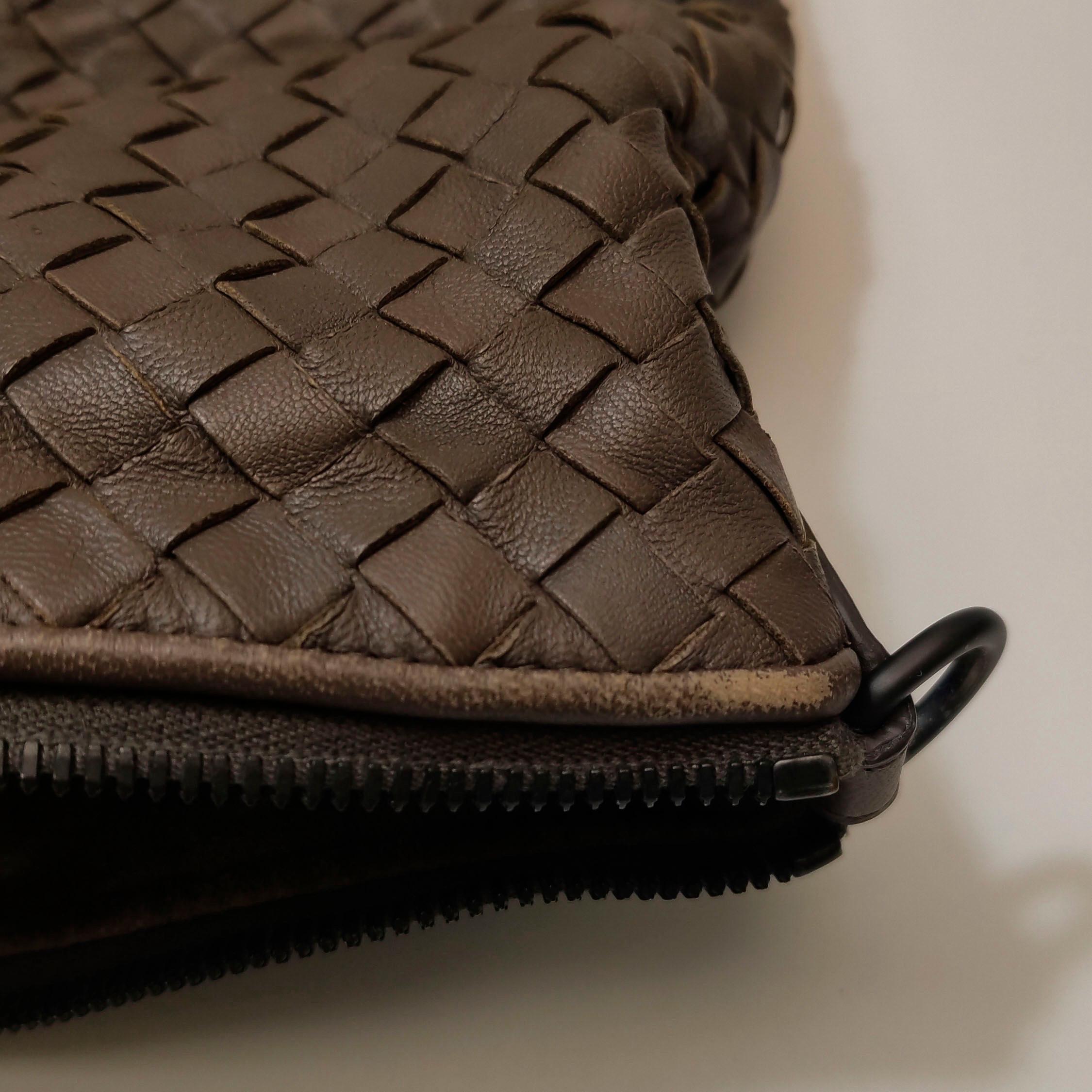 Bottega Veneta Maxi Convertible Tote Dark Chocolate Brown Leather 50cm en vente 14