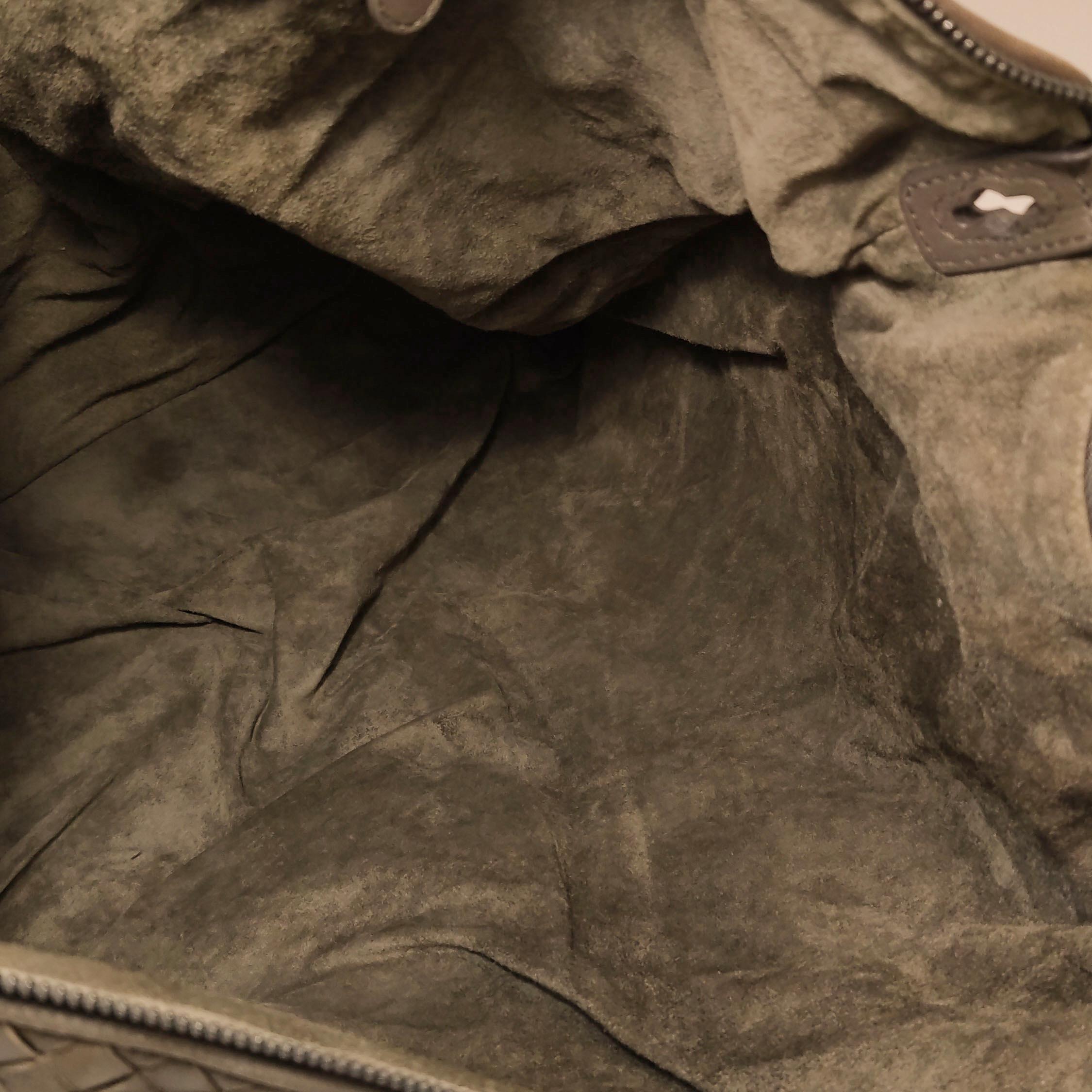 Bottega Veneta Maxi Convertible Tote Dark Chocolate Brown Leather 50cm en vente 5