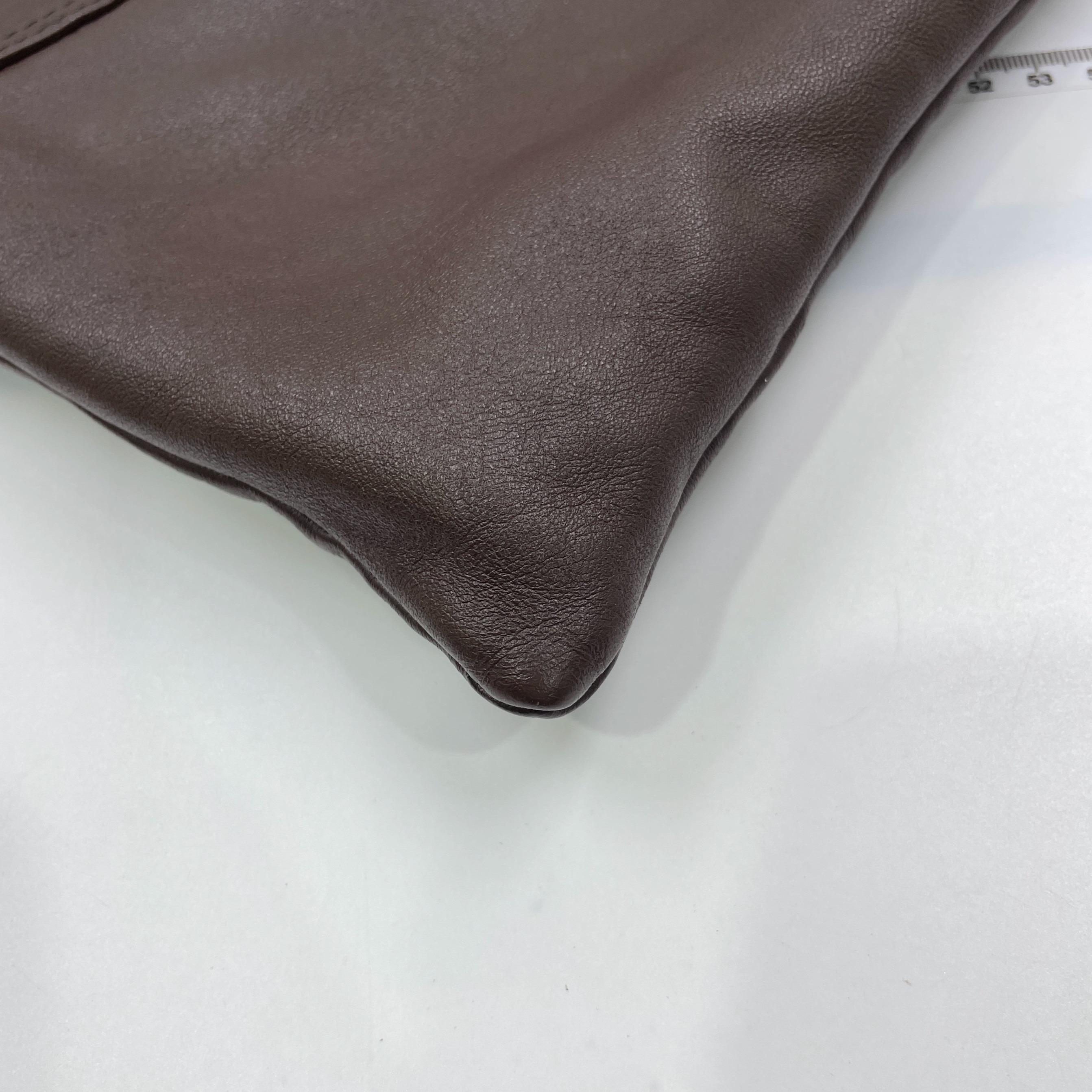 Bottega Veneta Maxi Convertible Tote Dunkelschokolade Braun Glattleder 50cm im Angebot 9