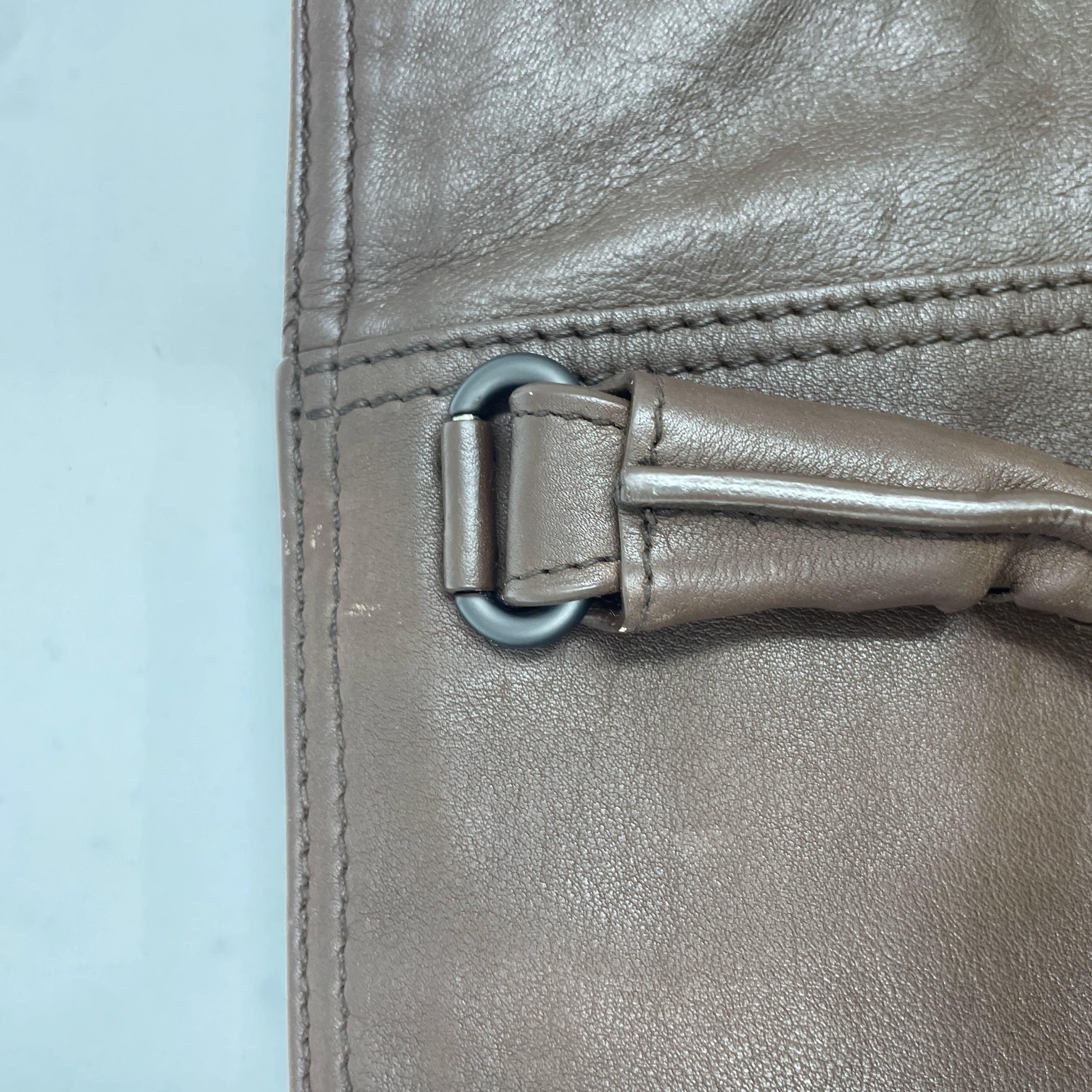 Bottega Veneta Maxi Convertible Tote Dunkelschokolade Braun Glattleder 50cm im Angebot 12