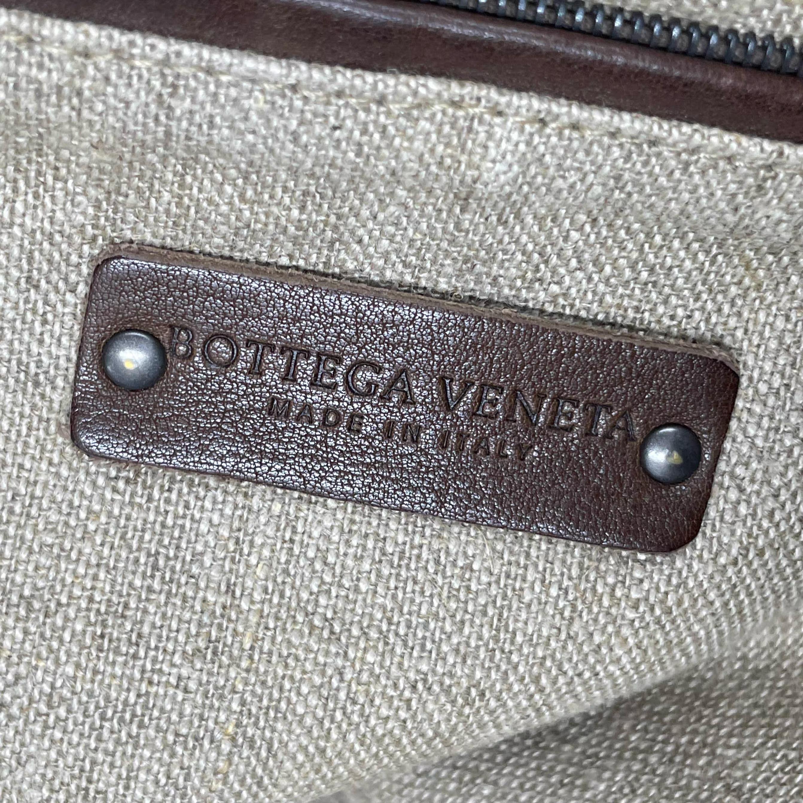 Bottega Veneta Maxi Convertible Tote Dunkelschokolade Braun Glattleder 50cm im Angebot 14