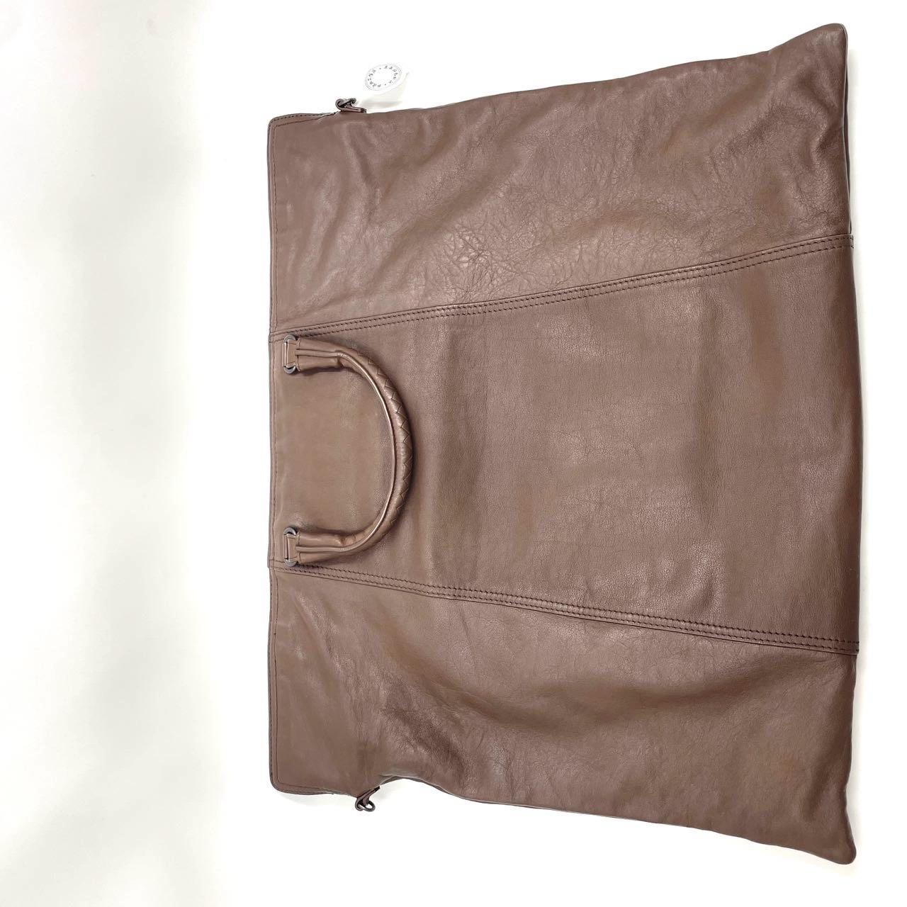 Bottega Veneta Maxi Convertible Tote Dunkelschokolade Braun Glattleder 50cm im Angebot 2