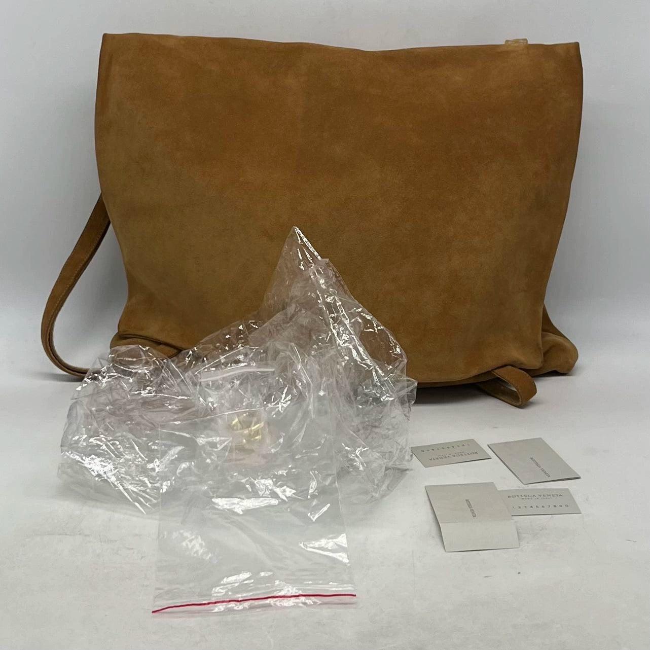 Bottega Veneta Maxi Messenger Bag Suede Leather Tan For Sale 2