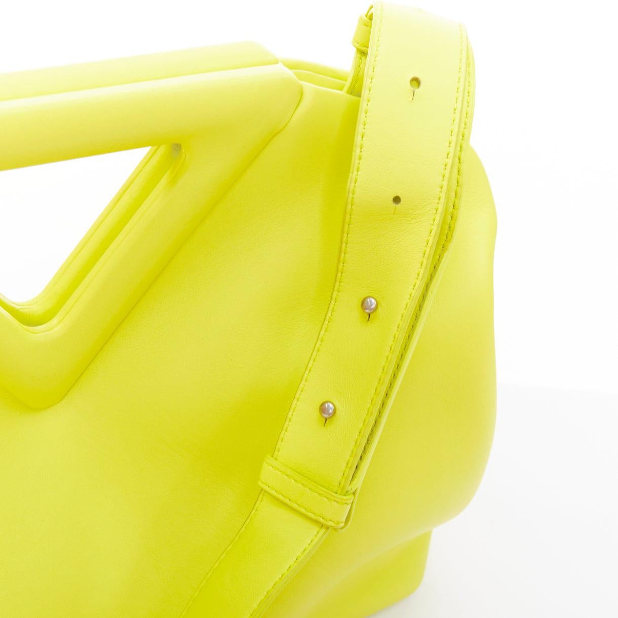 Bolso de asa triangular BOTTEGA VENETA Medium Point Seagrass amarillo de piel lisa en venta 3