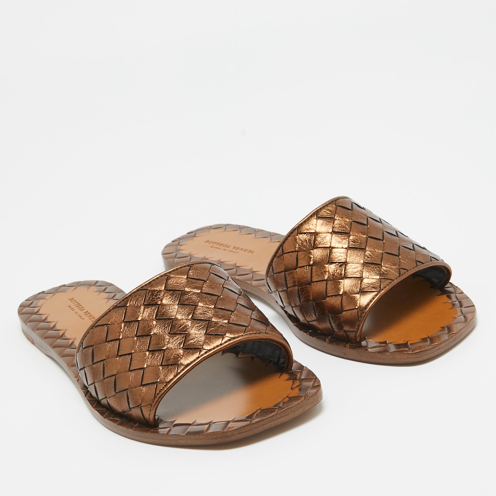 Bottega Veneta Metallic Bronze Leather Intrecciato Slide Flats Size 36.5 1