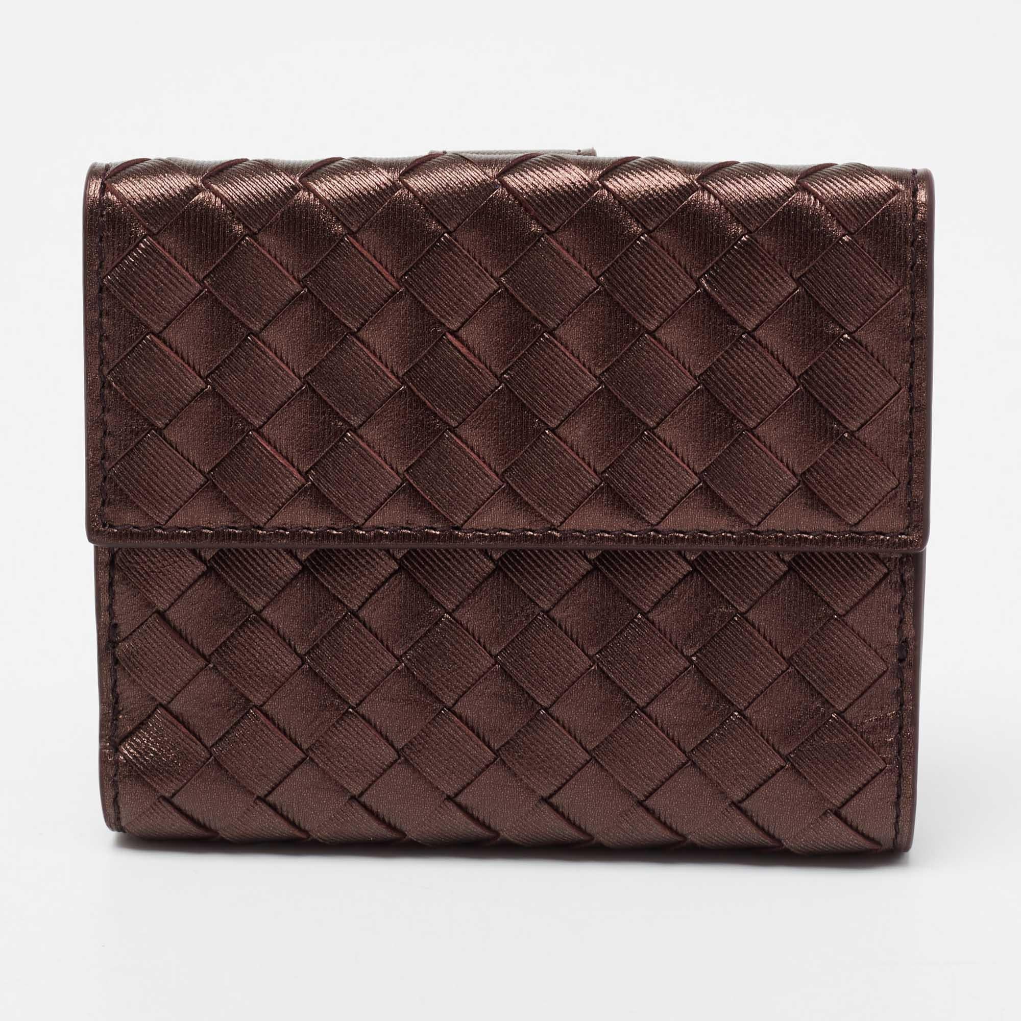 Bottega Veneta Metallic Brown Intrecciato Leather French Wallet For Sale at  1stDibs