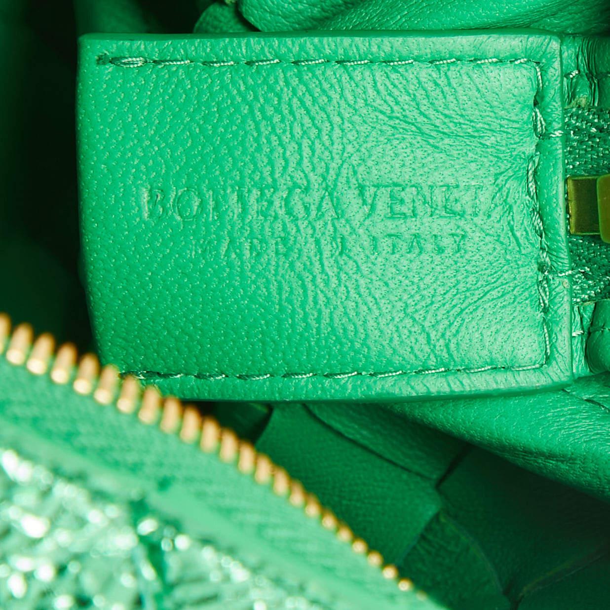 Bottega Veneta Metallic Green Intrecciato Leather Mini Loop Camera Bag For Sale 2
