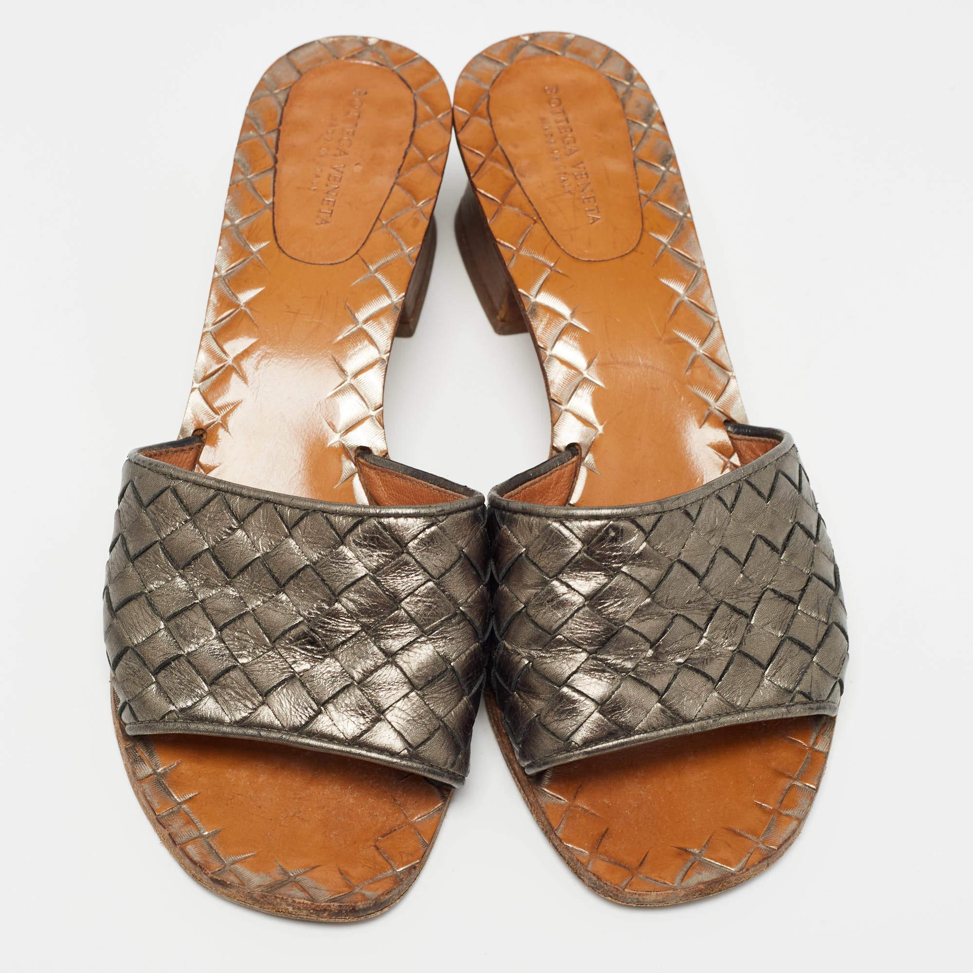 Brown Bottega Veneta Metallic Intrecciato Leather Slides Size 36
