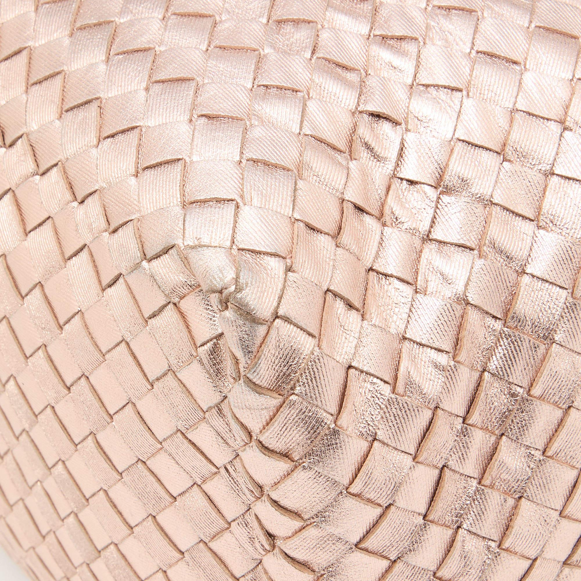 Bottega Veneta Metallic Rose Gold Intrecciato Leather Cesta Tote 3