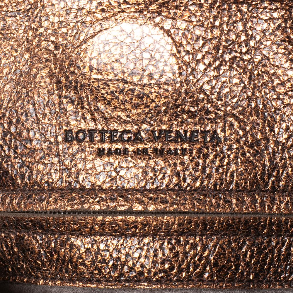 Bottega Veneta Metallic Rose Gold Leather Cervo Hobo 5