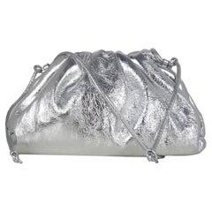 Bottega Veneta Metallic Silber Leder The Mini Pouch Umhängetasche Neu 2.100 $