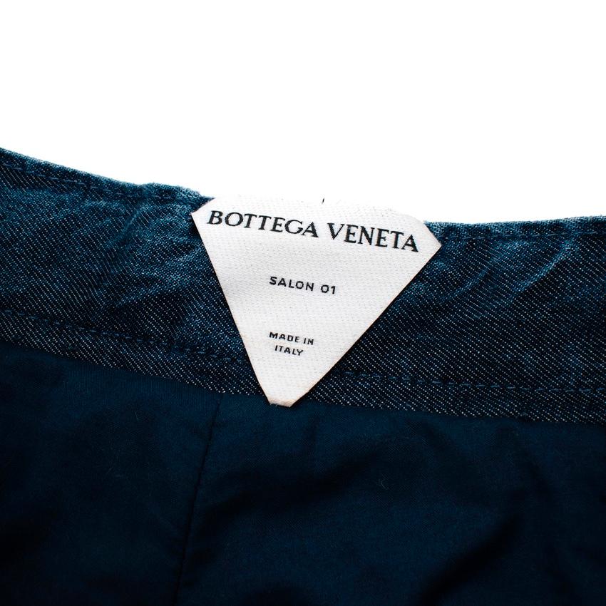 Blue Bottega Veneta Mid-Wash Denim Quilted Flared Jeans - US 0-2 For Sale
