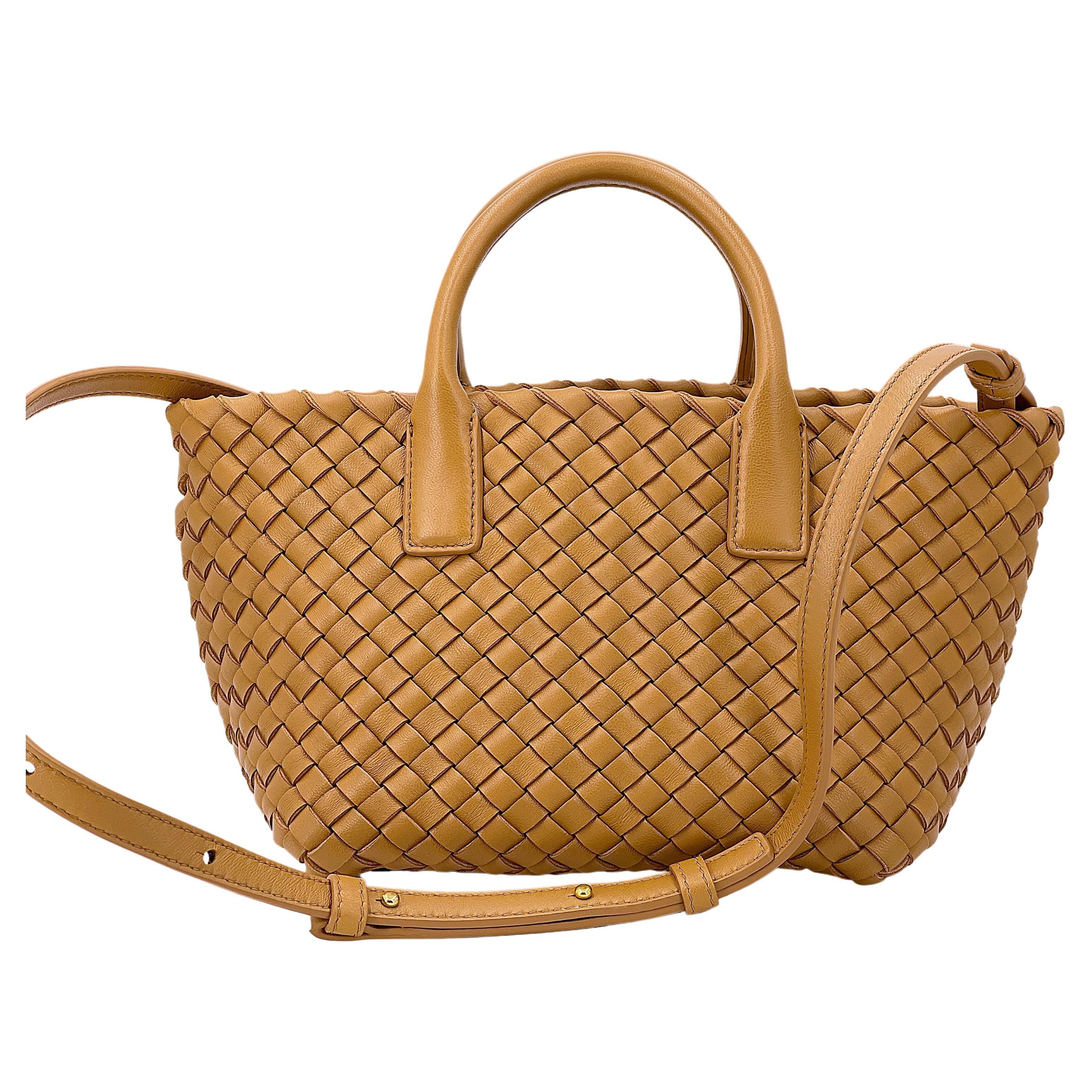 Bolso Tote Bottega Veneta Mini Cabat Crossbody 67920 en venta