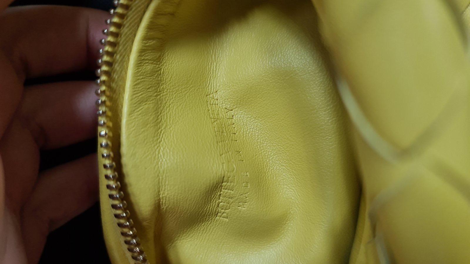  Bottega Veneta Mini Jodie Leather Hobo Bag 3