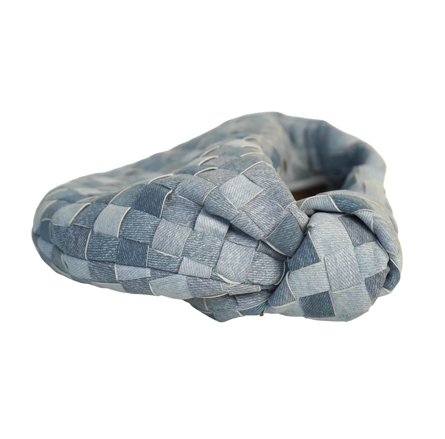 Bottega Veneta Mini JODI Nappa Denim Effect Intrecciato Pour femmes en vente