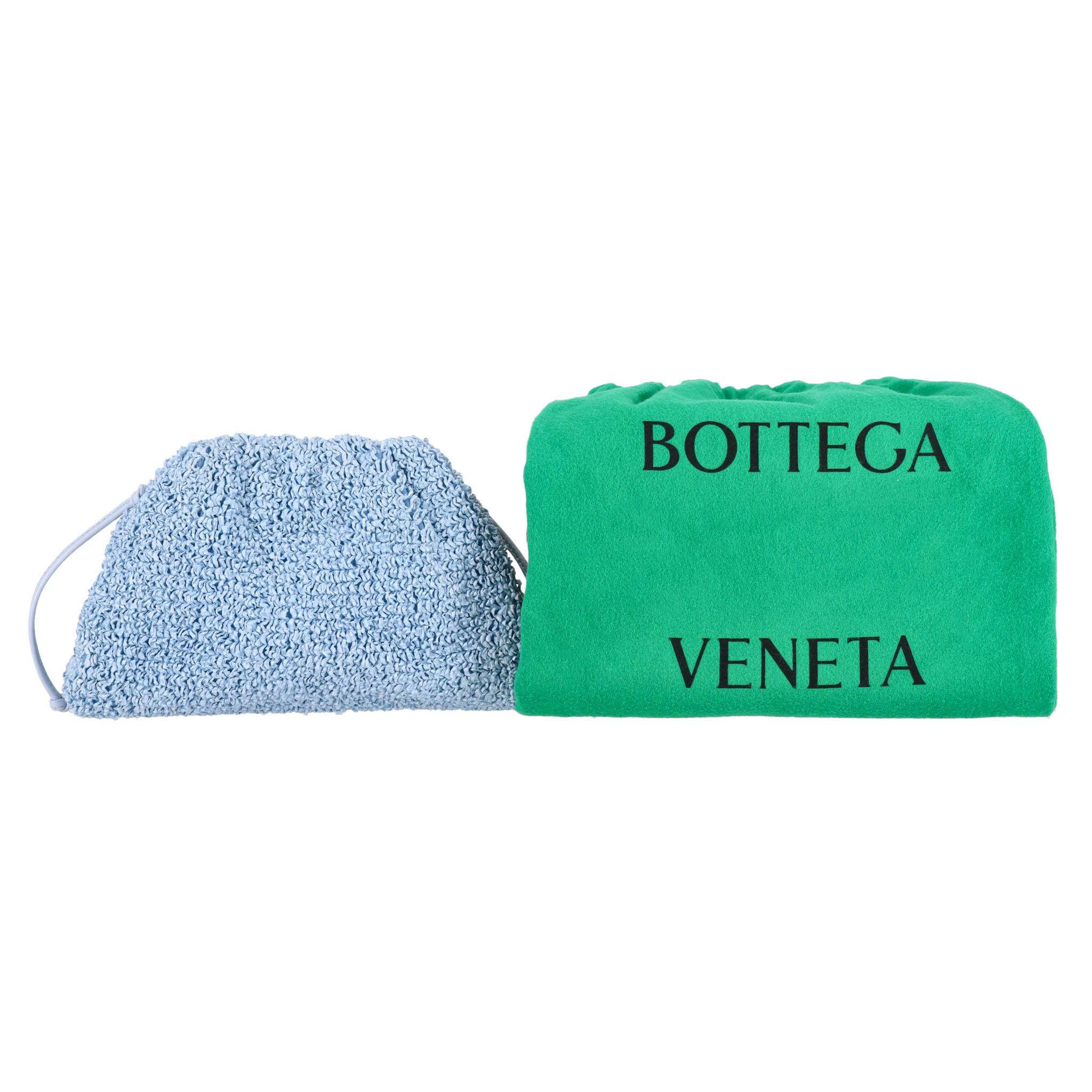 Bottega Veneta Mini Raffia Pouch Clutch Bag

Baby blue bag crafted from curly-effect leather with long, shoulder strap and top magnetic closure.

Featuring smooth leather interior. Rrp £2100

Size – Height 13cm, Width 22cm, Depth 9cm

Strap Length -
