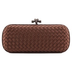 Bottega Veneta Model: Box Knot Clutch Intrecciato Satin Long