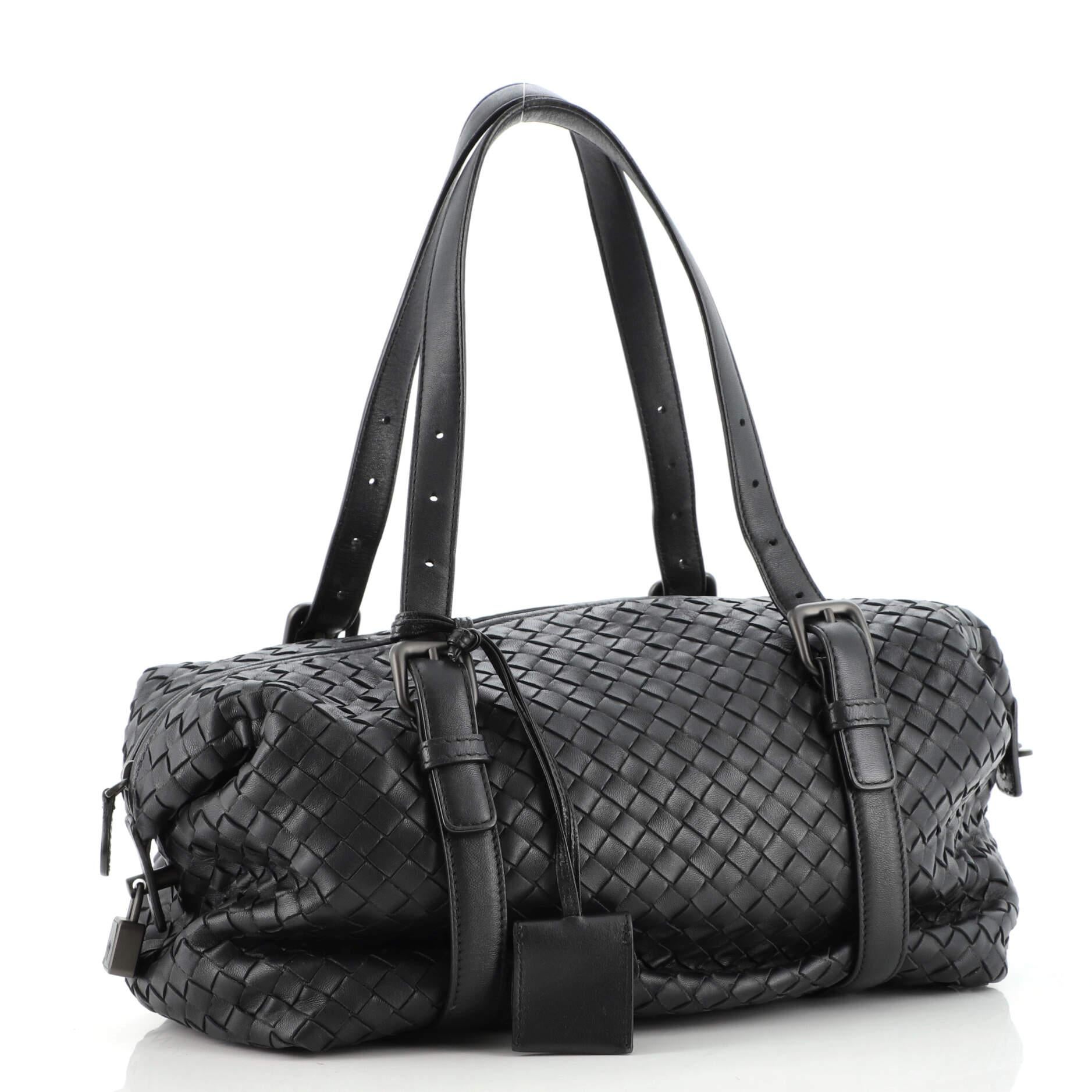 Black Bottega Veneta Montaigne Shoulder Bag Intrecciato Nappa Medium