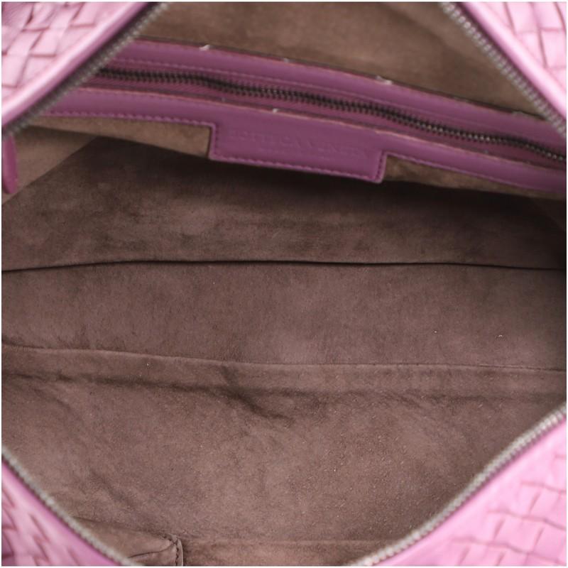 Bottega Veneta Montaigne Shoulder Bag Intrecciato Nappa Medium In Good Condition In NY, NY