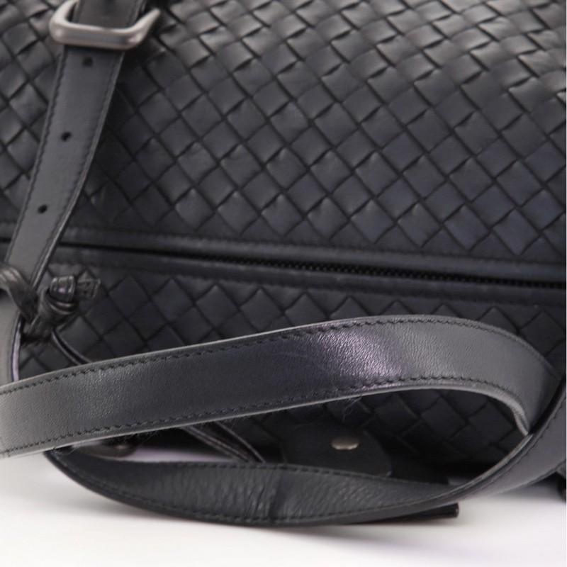 Women's or Men's Bottega Veneta Montaigne Shoulder Bag Intrecciato Nappa Medium