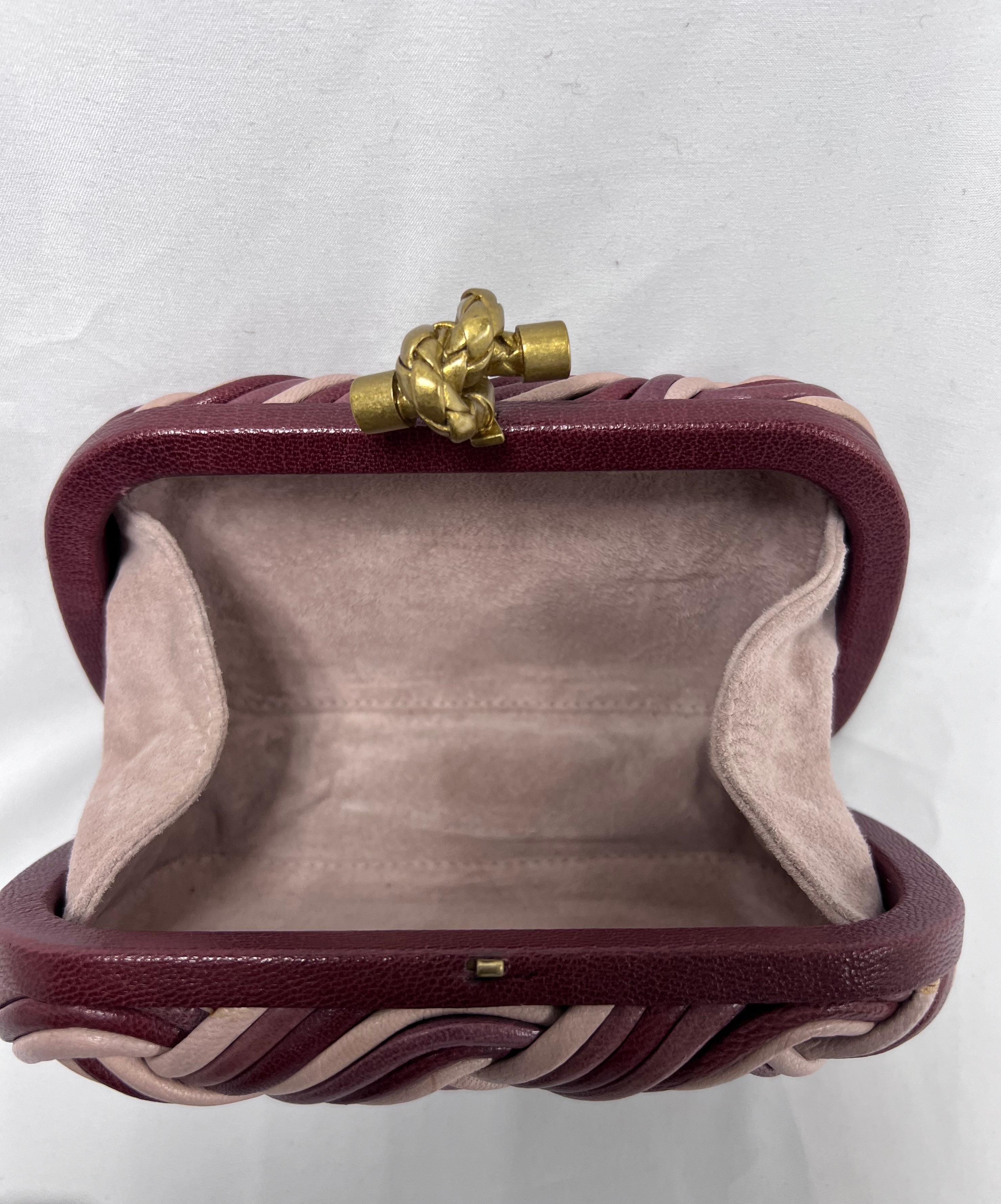 Bottega Veneta Multicolor Calabria Knot Clutch Bag In New Condition In West Hartford, CT