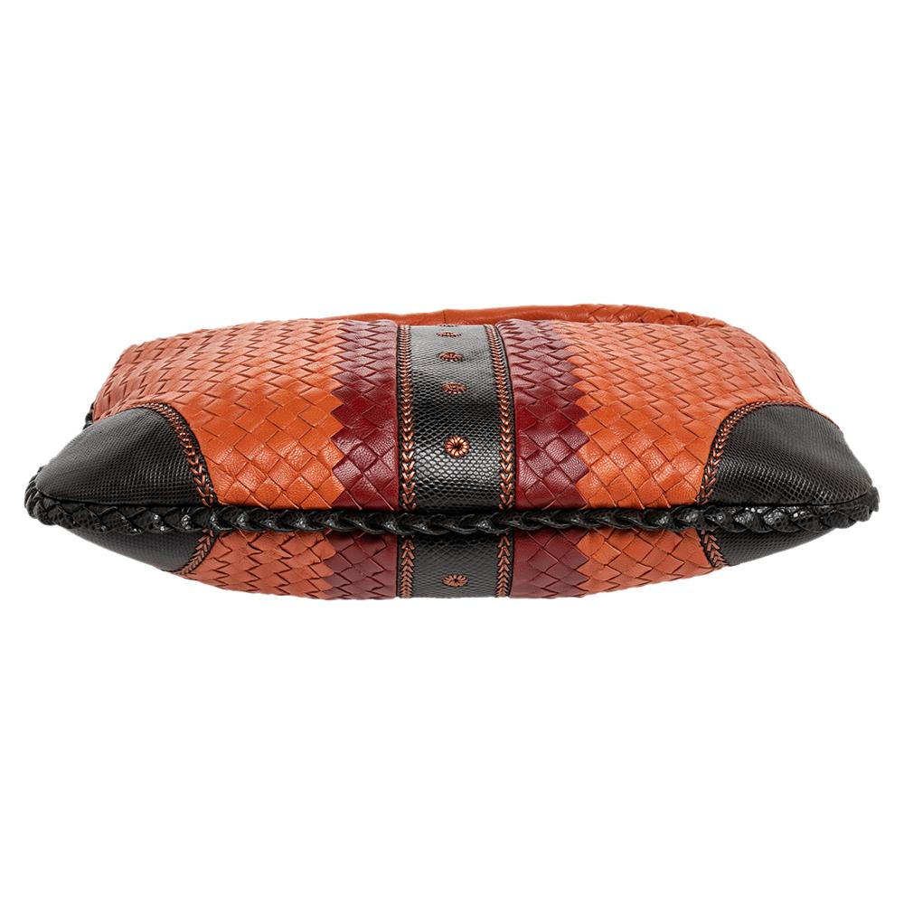 Bottega Veneta Multicolor Intrecciato Leather And Karung Trim Hobo Bag In Excellent Condition In Dubai, Al Qouz 2