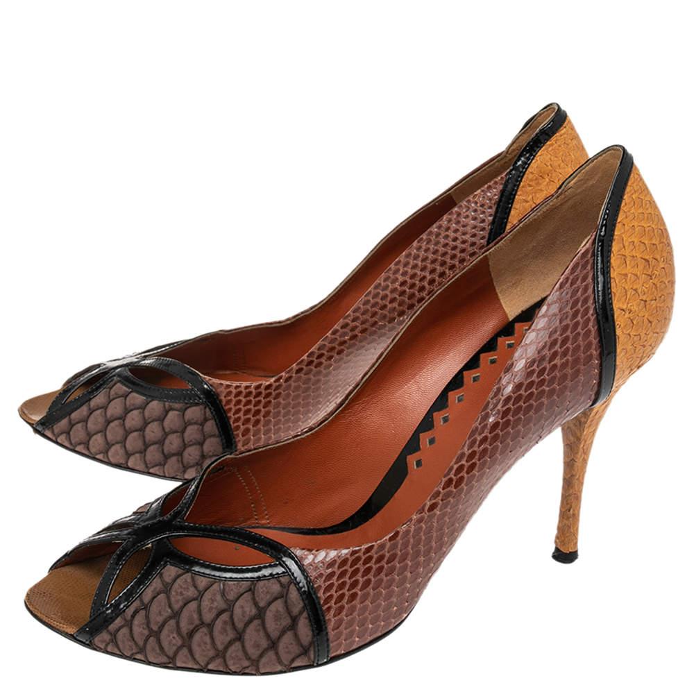 Bottega Veneta Multicolor Snakeskin Embossed Leather And Patent Leather Peep Toe For Sale 3