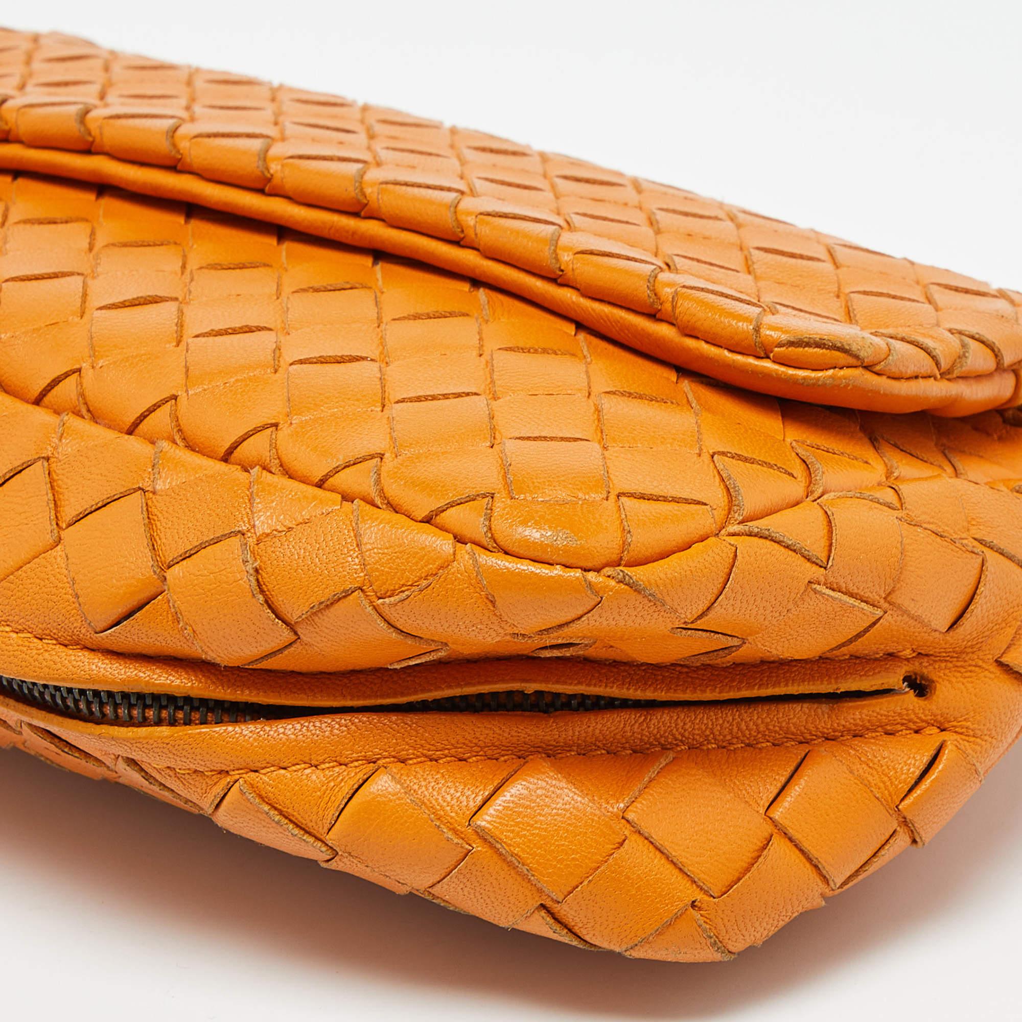 Bottega Veneta Mustard Intrecciato Leather Flap Chain Bag For Sale 7