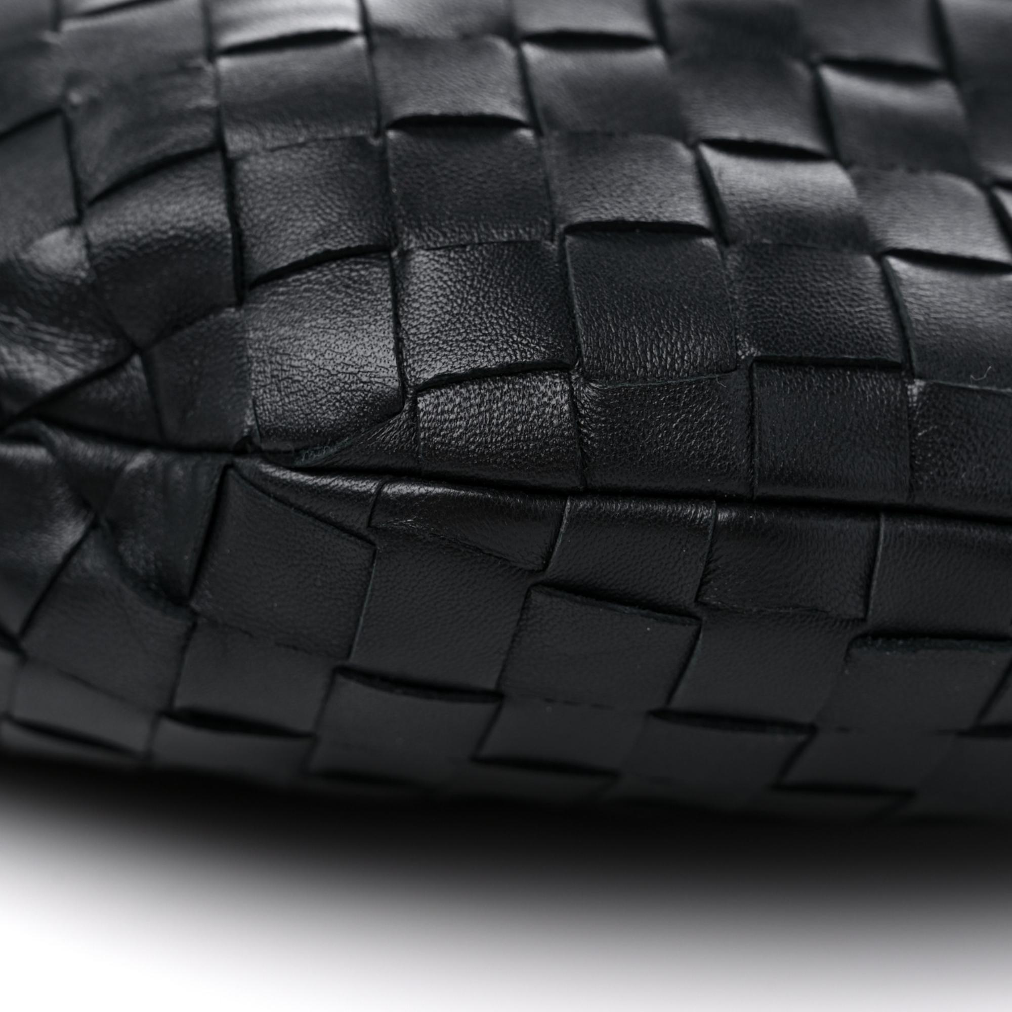 Bottega Veneta Nappa Black Intrecciato Teen Jodie Bag For Sale 2