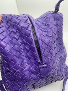 Bottega Veneta Nappa Intrecciato Cube Crossbody Bag Cuir violet