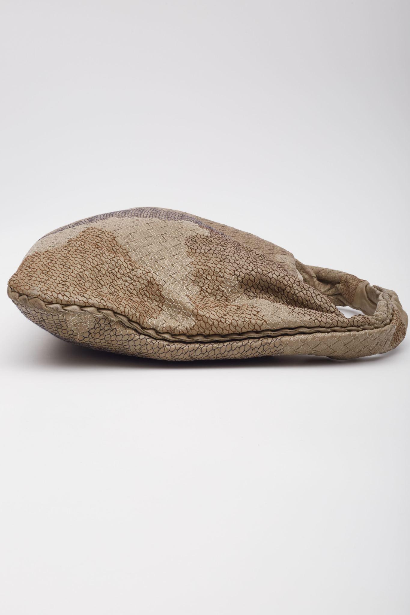 Bottega Veneta Nappa Intrecciato Embroidered Maxi Hobo Bag For Sale 3