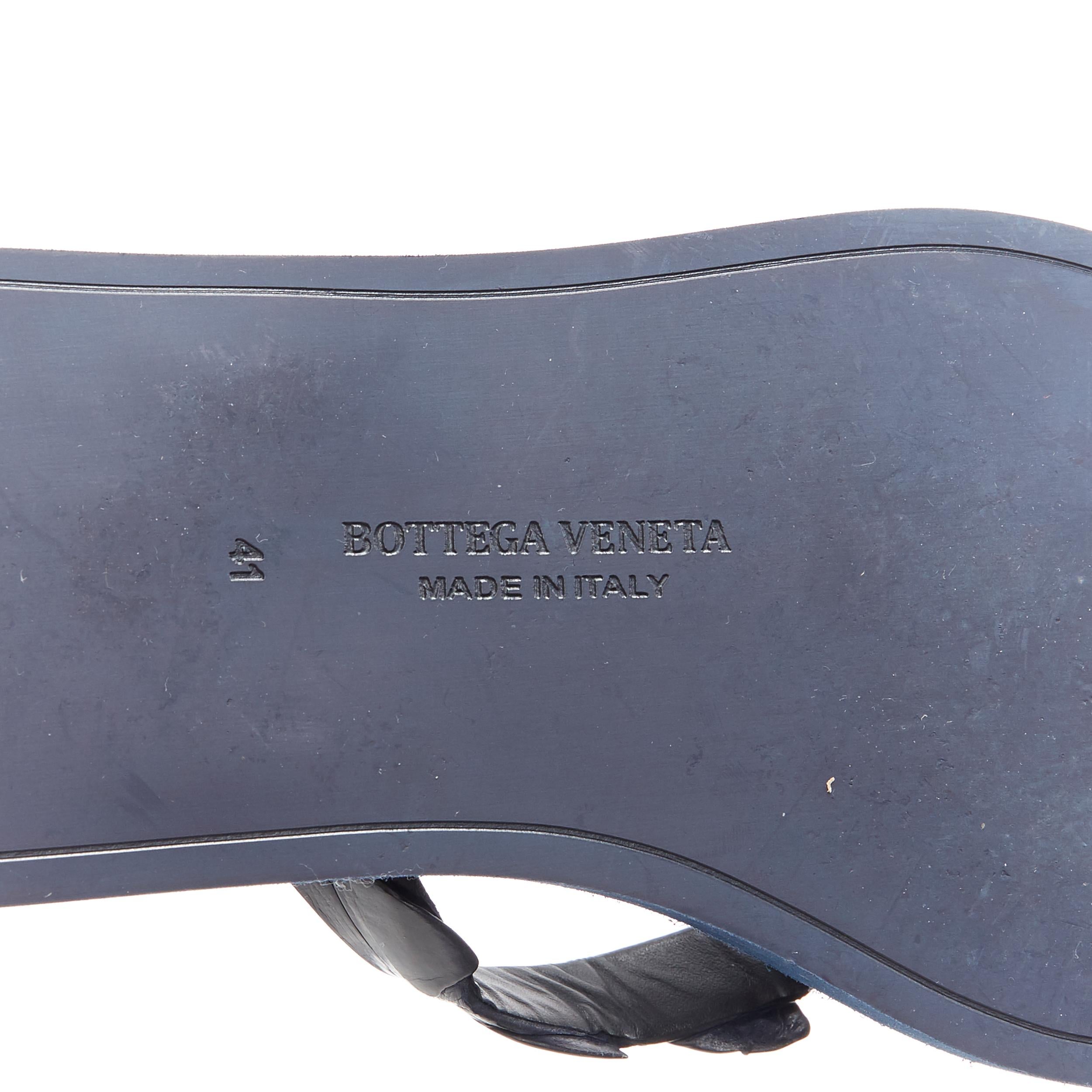 BOTTEGA VENETA navy blue alligator leather thong flip flop summer sandals EU41 1
