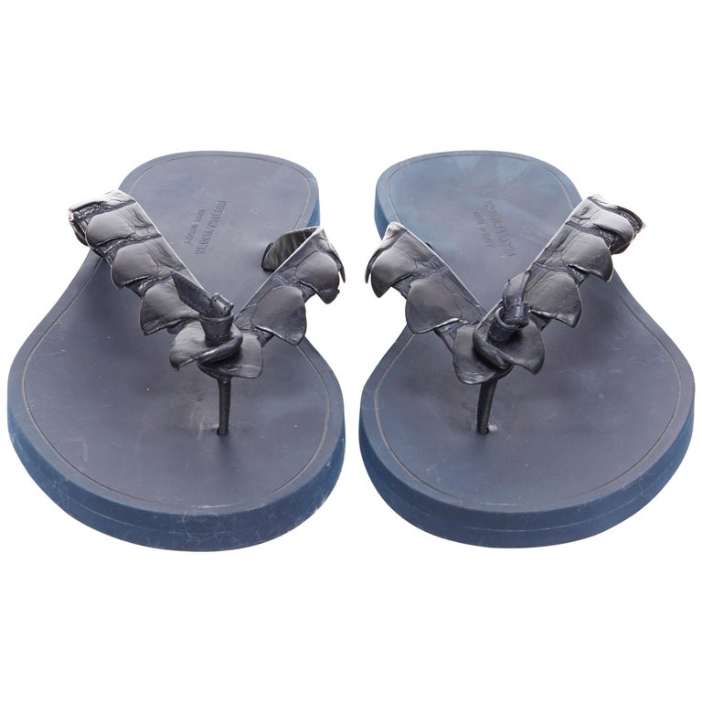 BOTTEGA VENETA navy blue alligator leather thong flip flop summer 