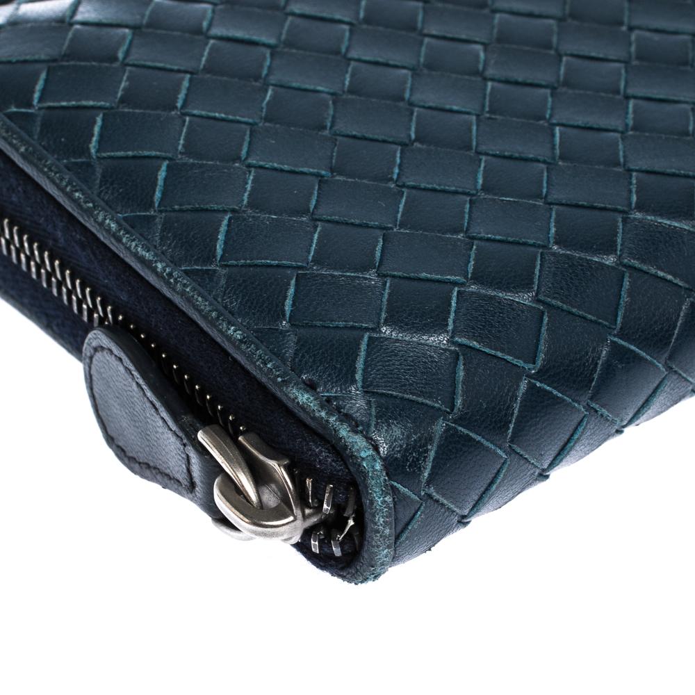 Women's Bottega Veneta Navy Blue Leather Zip Around Wallet