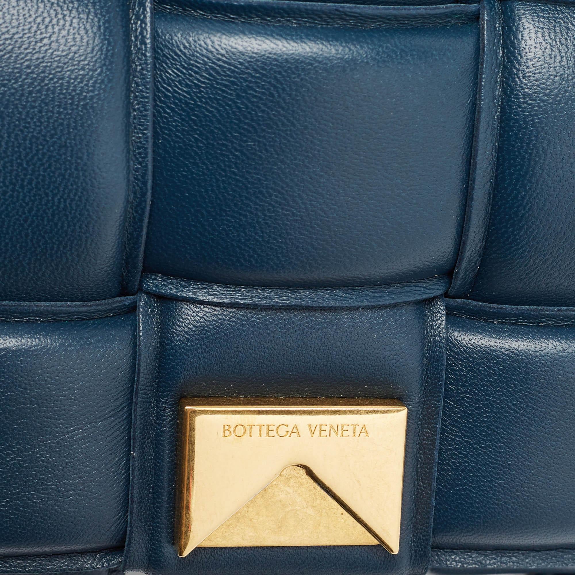Bottega Veneta Navy Blue Padded Leather Cassette Shoulder Bag For Sale 1