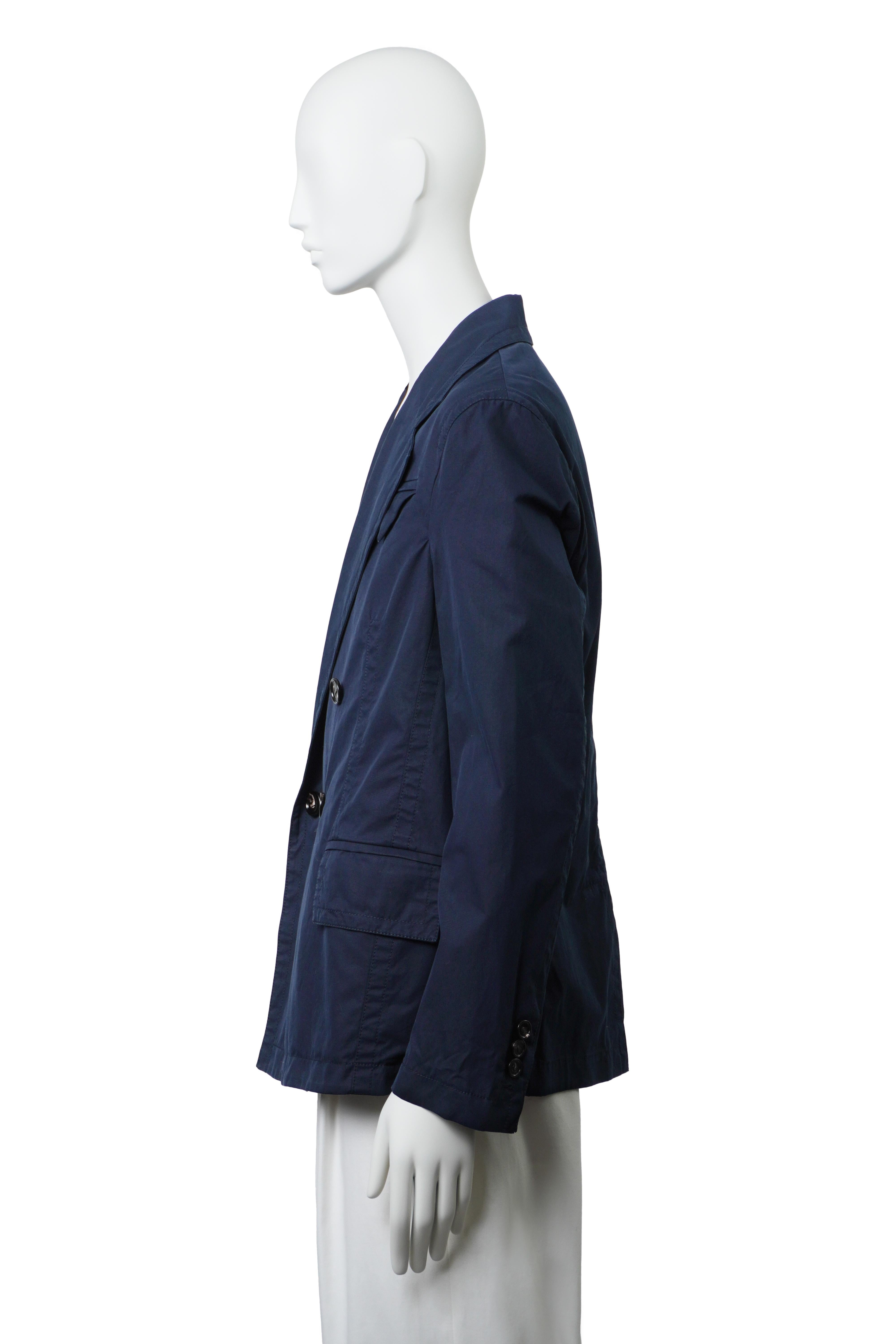 BOTTEGA VENETA Blazer de doble botonadura en sarga azul marino 46 en Nuevo estado para la venta en Berlin, BE