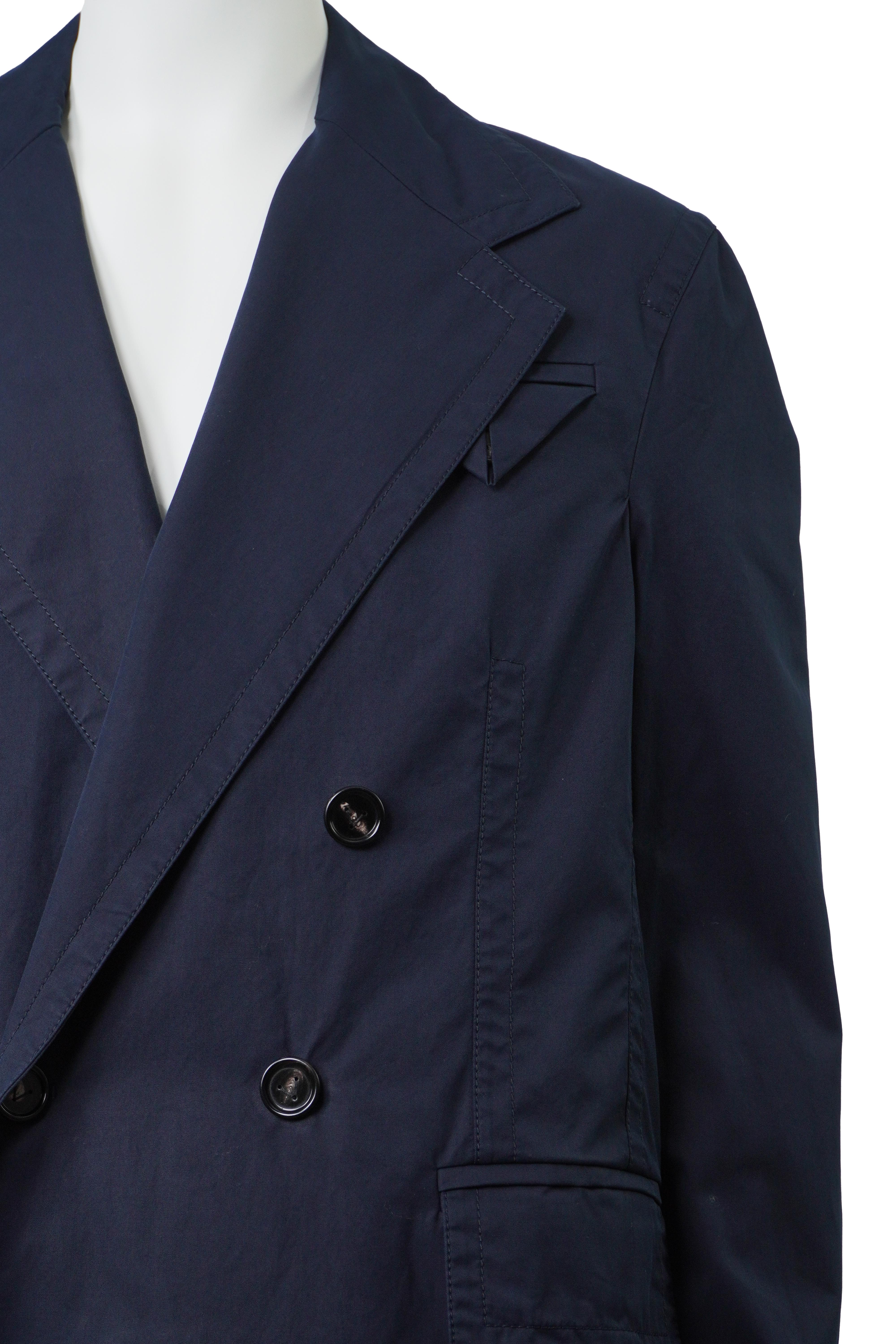 BOTTEGA VENETA Blazer de doble botonadura en sarga azul marino 46 en venta 4