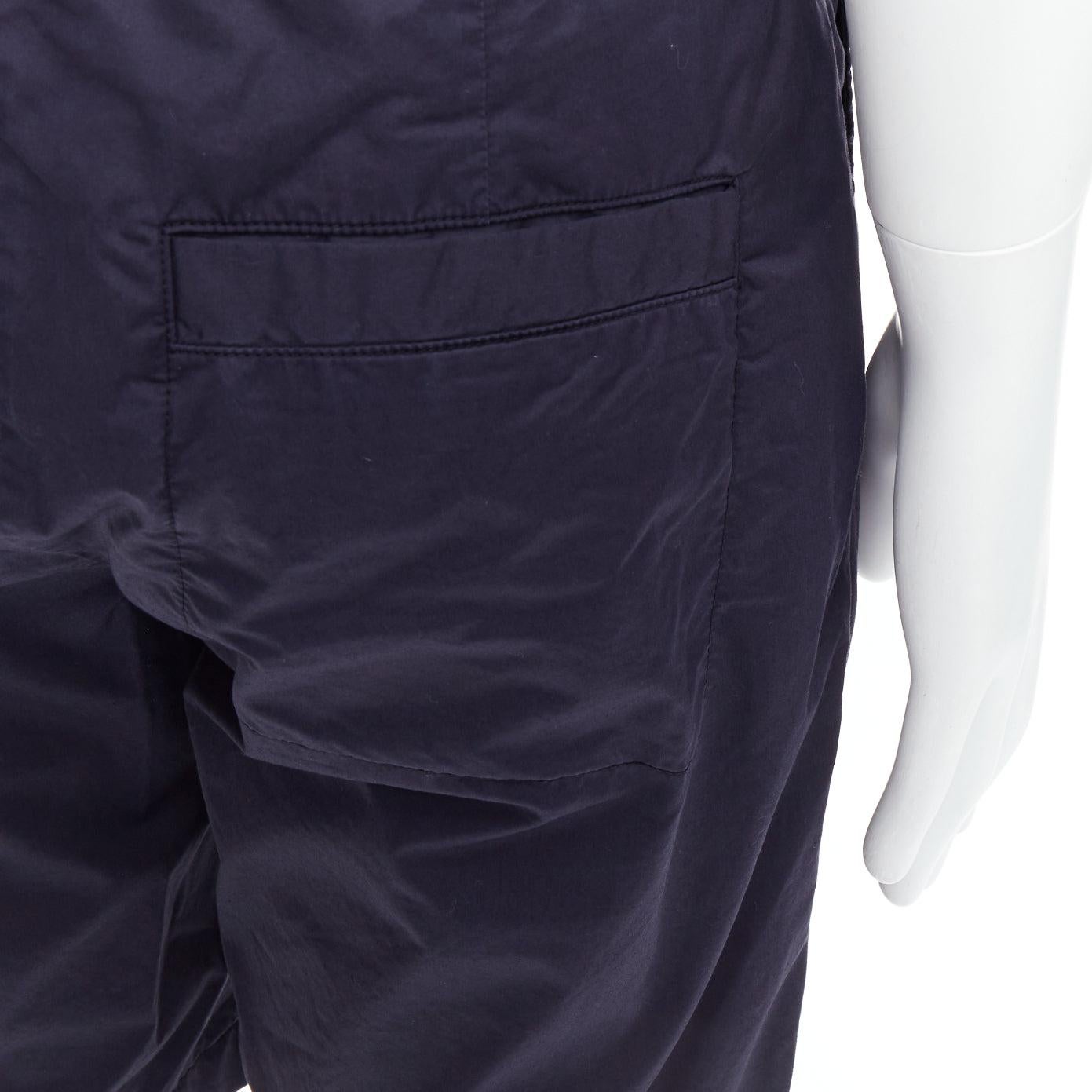 BOTTEGA VENETA navy washed cotton pocketed casual shorts IT46 S
Reference: CNLE/A00434
Brand: Bottega Veneta
Material: Cotton
Color: Navy
Pattern: Solid
Closure: Elasticated
Extra Details: Washed cotton.
Made in: Italy

CONDITION:
Condition: Very