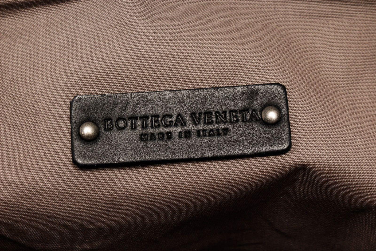 Bottega Veneta Nero Hi-tech Woven Canvas Black Sling Backpack In Good Condition In Irvine, CA