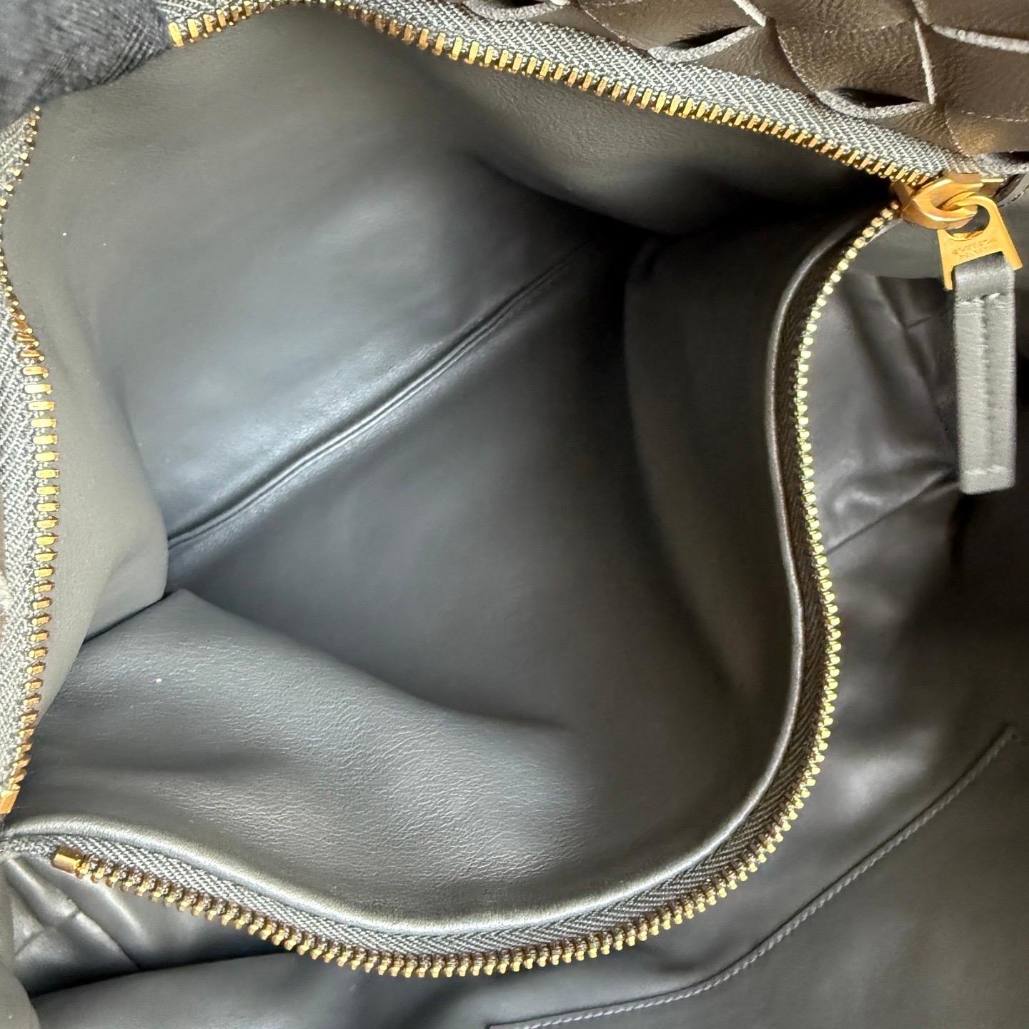 Bottega Veneta NEW Garda Tote Leather Interior Intrecciato Chocolate Brown 24cm 9