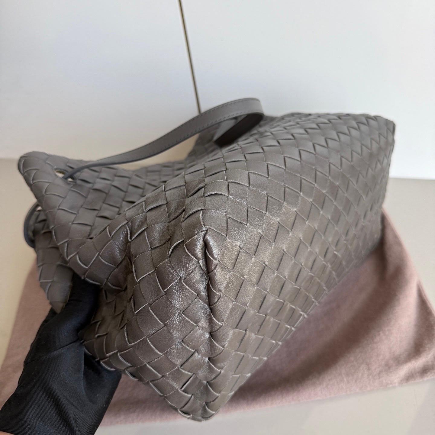 Bottega Veneta NEW Garda Tote Leather Interior Intrecciato Chocolate Brown 24cm 4