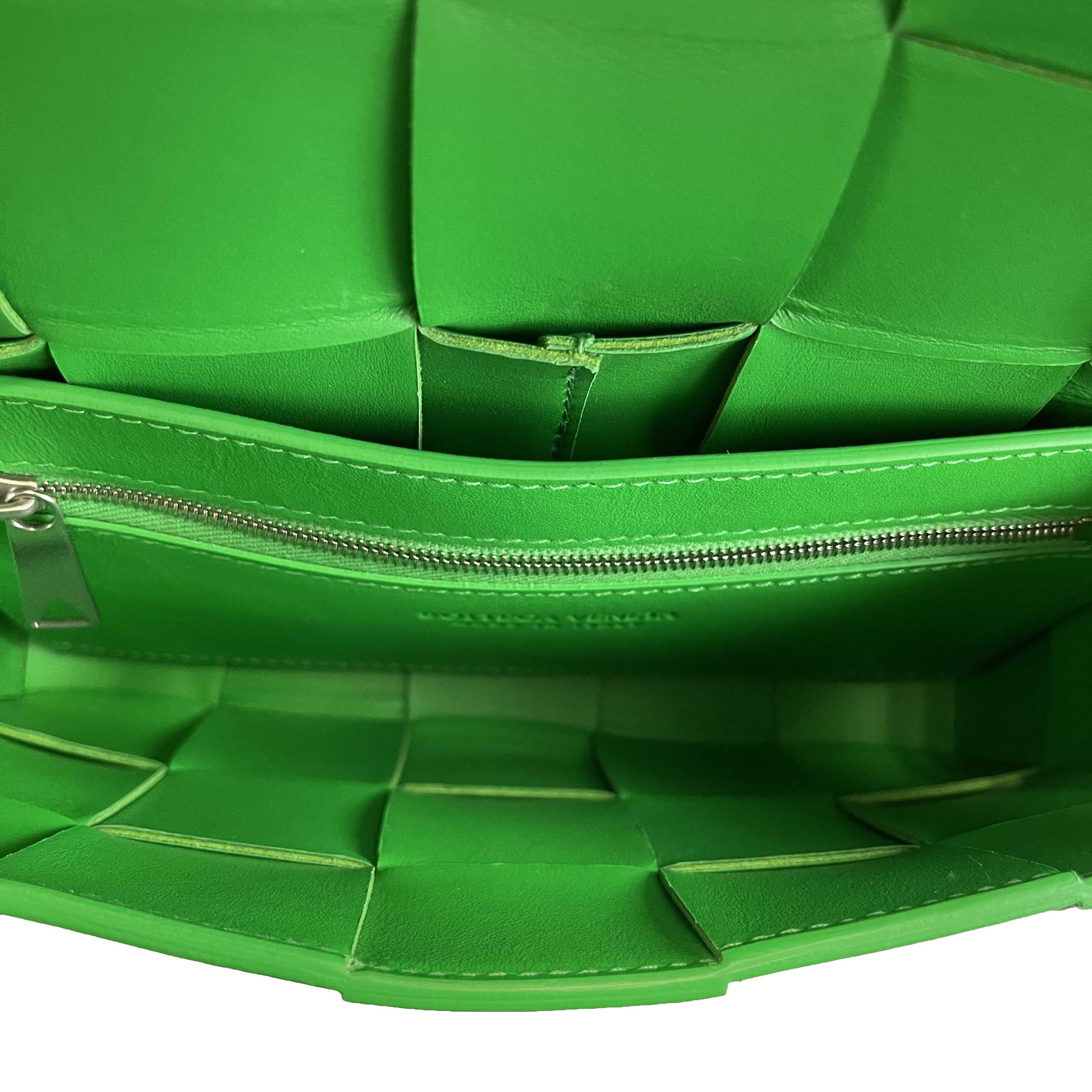 Bottega Veneta - NEW Parkeet Green Leather Cassette Crossbody w/ Coin Purse 5