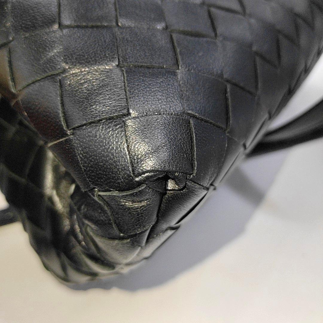 Bottega Veneta New Roma Mini Handbag Intrecciato Nappa Leather Black Mini 25cm For Sale 5