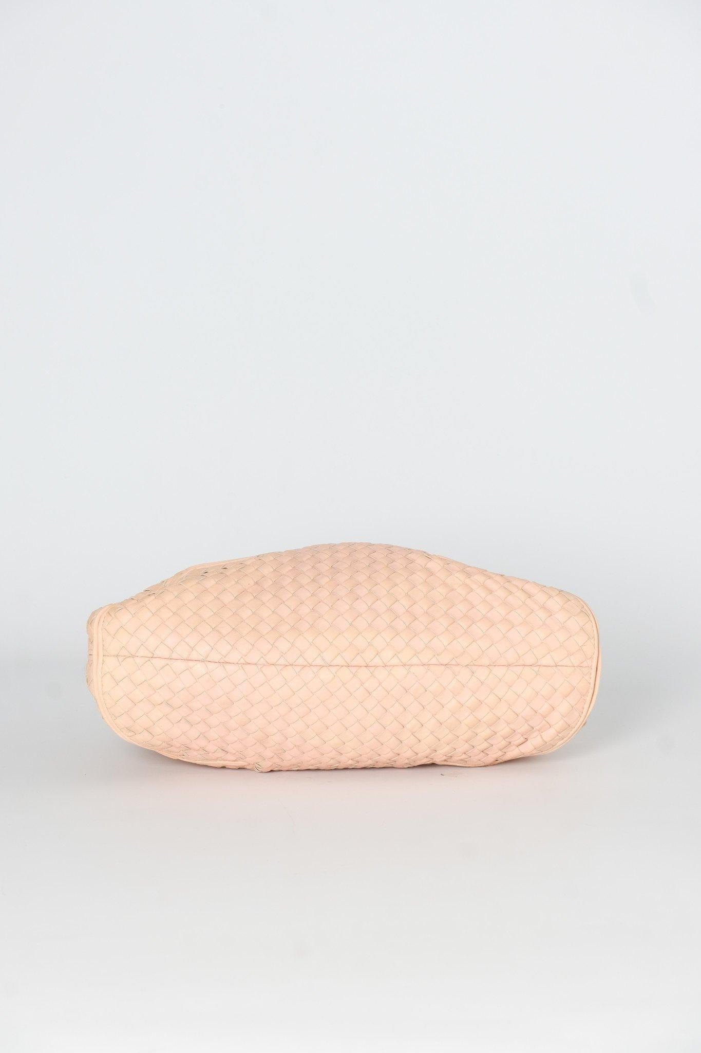 Bottega Veneta Nude Intrecciato Leather Hobo Bag For Sale 1