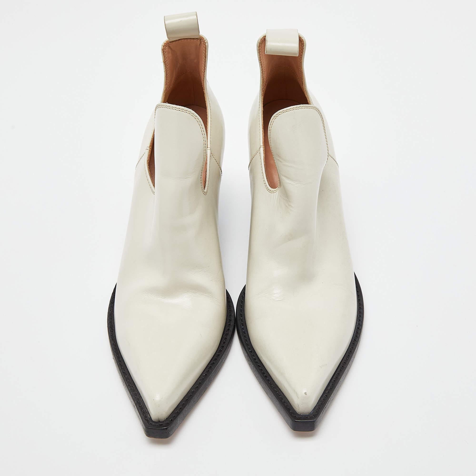 Women's Bottega Veneta Off White Leather Lean Ankle Boots Size 38