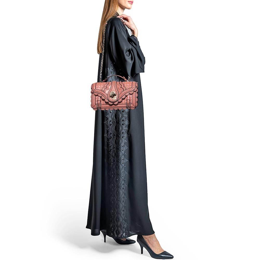 Bottega Veneta Old Rose Intrecciato Leather City Knot Shoulder Bag In Excellent Condition In Dubai, Al Qouz 2