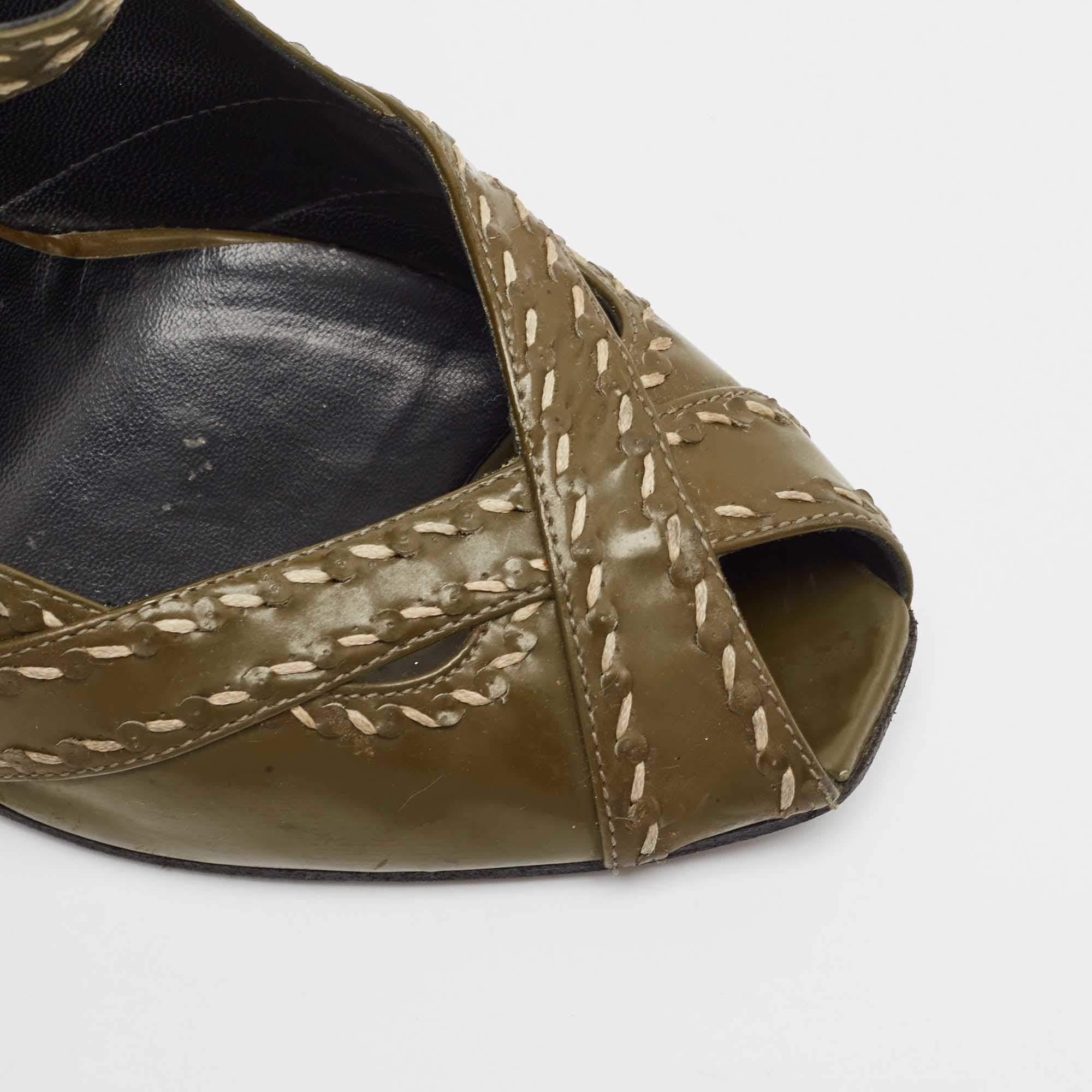 Bottega Veneta Olive Green Patent Leather Mary Jane Pumps Size 40 For Sale 3