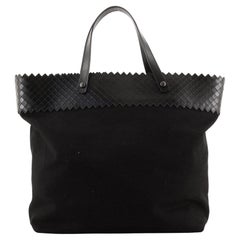 Offene Tragetasche aus Segeltuch mit Intrecciomirage-Leder von Bottega Veneta Medium