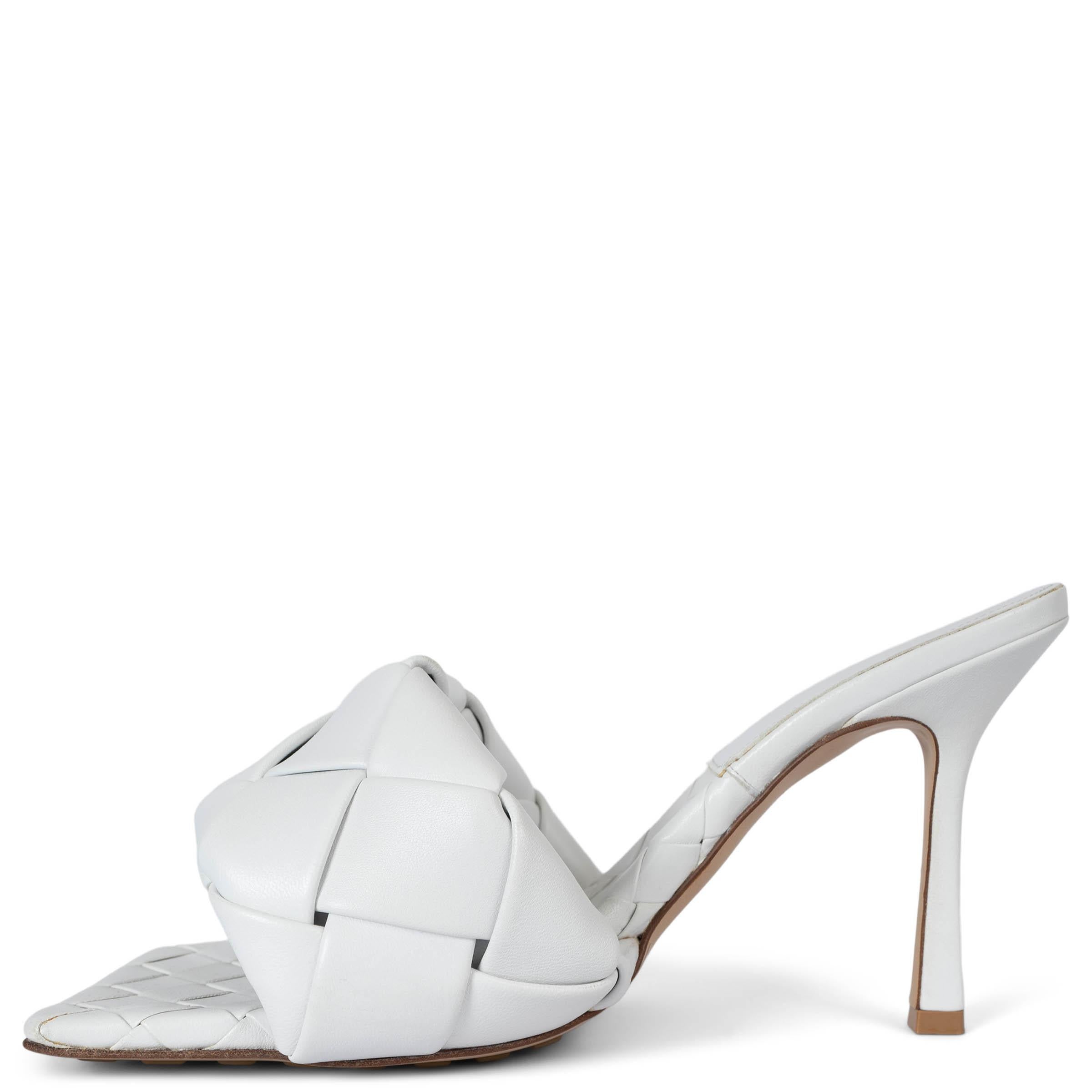Gray BOTTEGA VENETA Optic White leather MAXI INTRECCIATO LIDO Sandals Shoes 39 For Sale