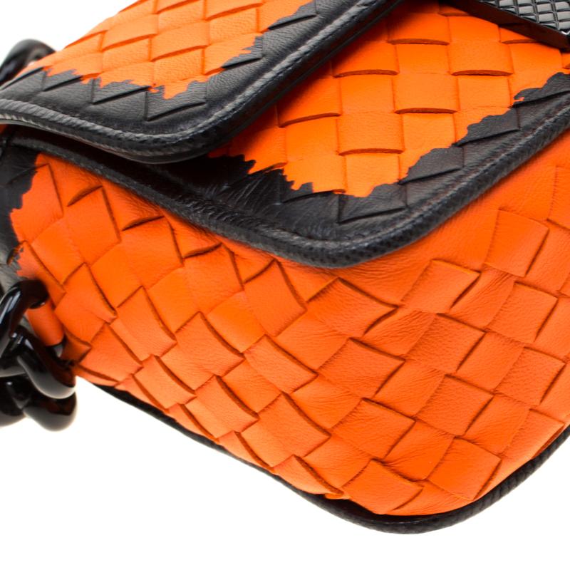 Bottega Veneta Orange/Black Intrecciato Leather Mini Glass Shoulder Bag In Excellent Condition In Dubai, Al Qouz 2
